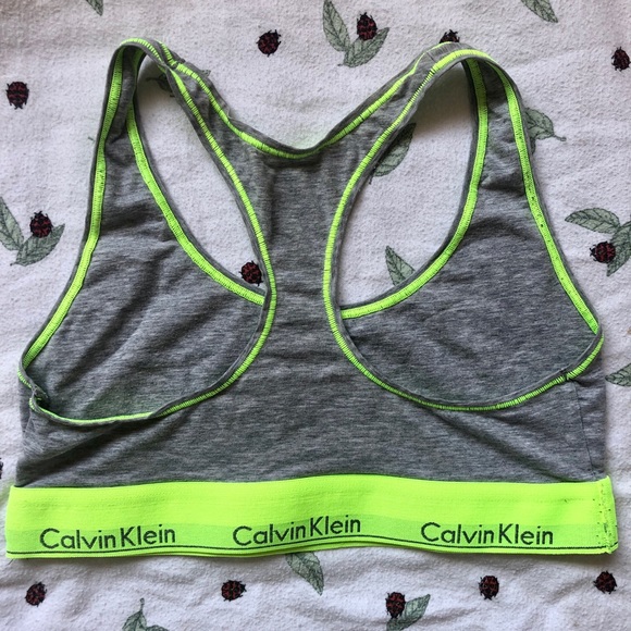Calvin Klein sports bra - Picture 1 of 2